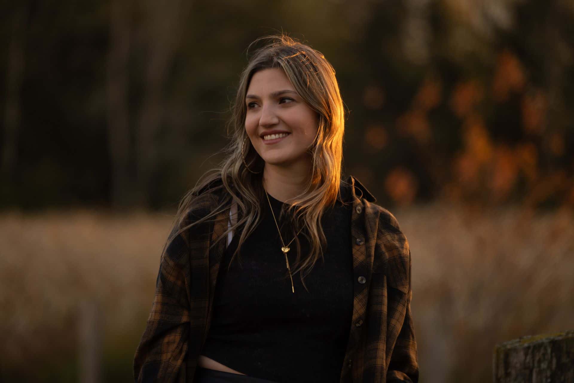 Official headshot for local country artist, Angelica Appelman