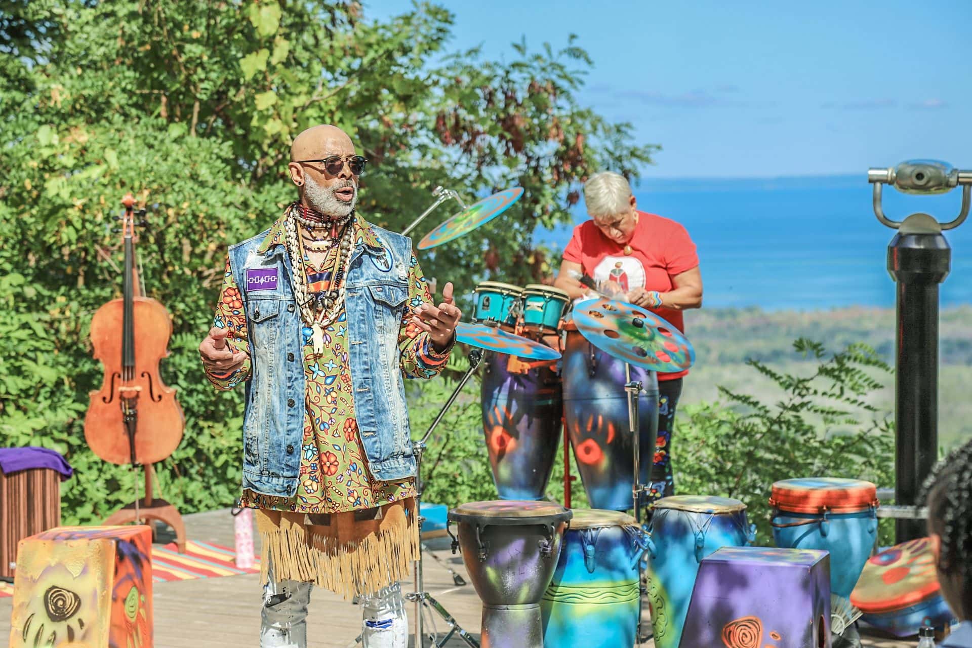 Bamalamb gives his opening statement before starting up an interactive drum circle along the Blue Mountain Resort Trails for Guitar Trail.