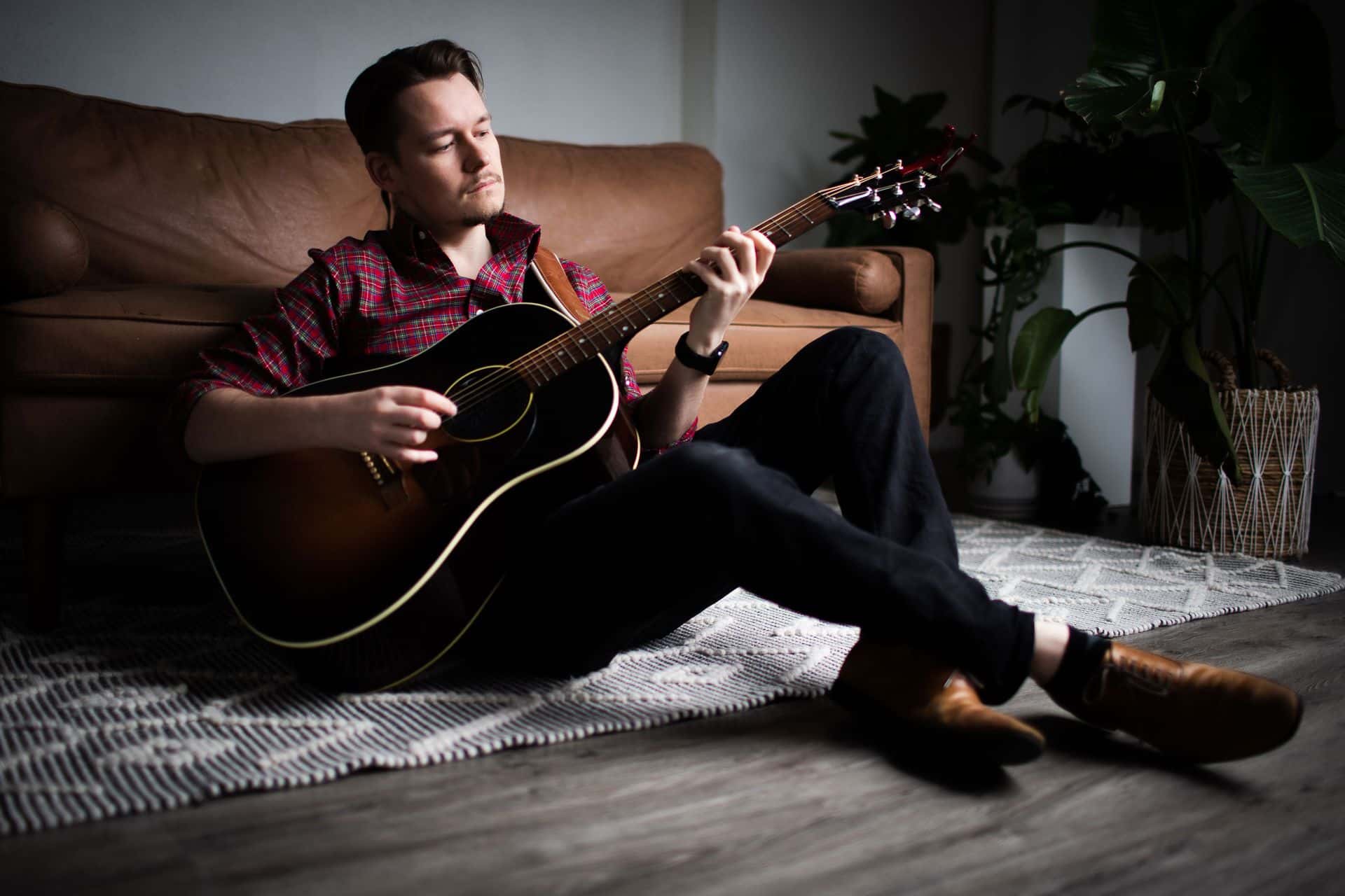 Official Promo image for Barrie musician, Daniel Humphreys