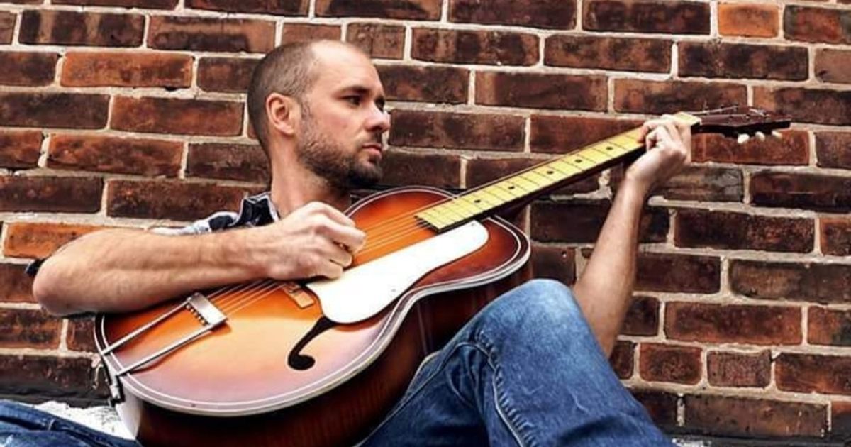 Official artist photo of Canadian musician, Drew Wright, 2019.